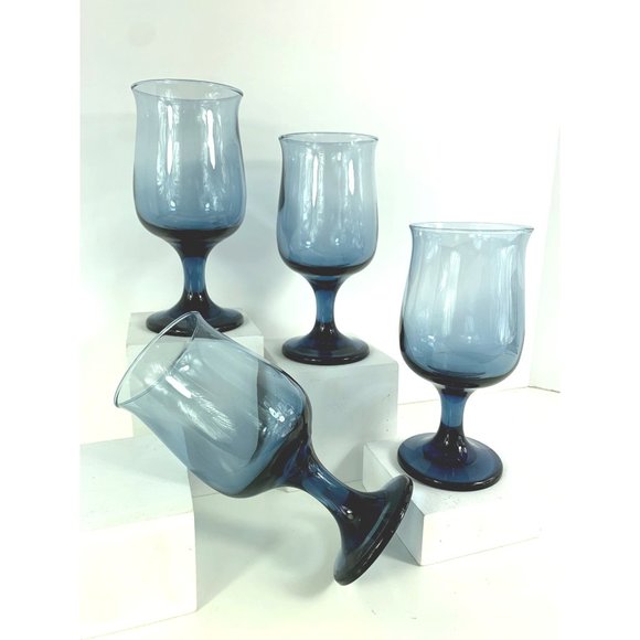 Vintage Libbey Dusky Blue Tulip Wine Glasses. - Picture 5 of 6